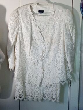Vintage Cachet by Bari Protas Ivory Lace 2pc Skirt Suit Size 22